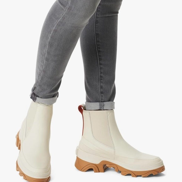 LAST PAIR NWT Sorel Boot 6.5 - Picture 2 of 8